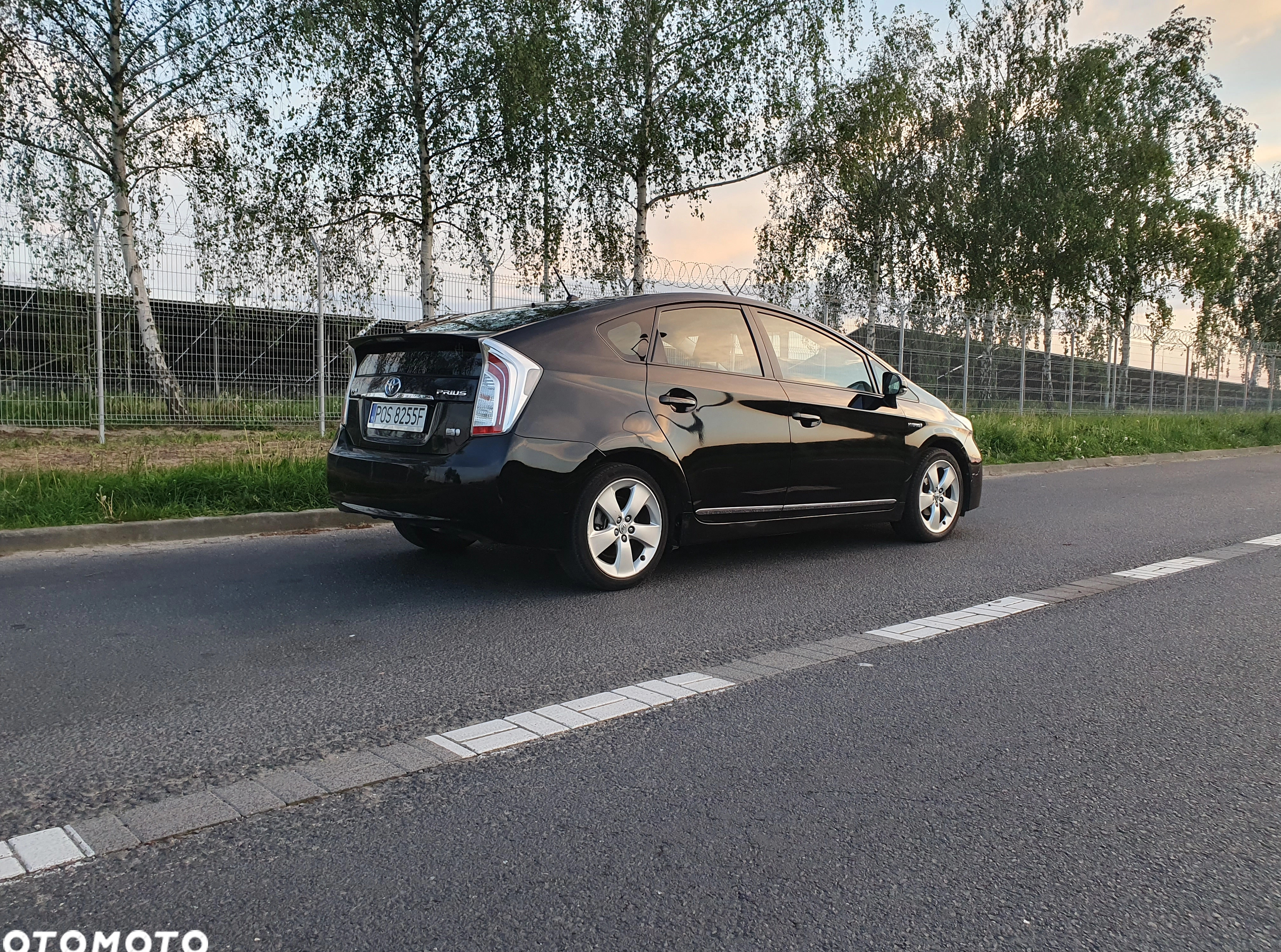 Toyota Prius cena 49500 przebieg: 118376, rok produkcji 2013 z Reszel małe 46